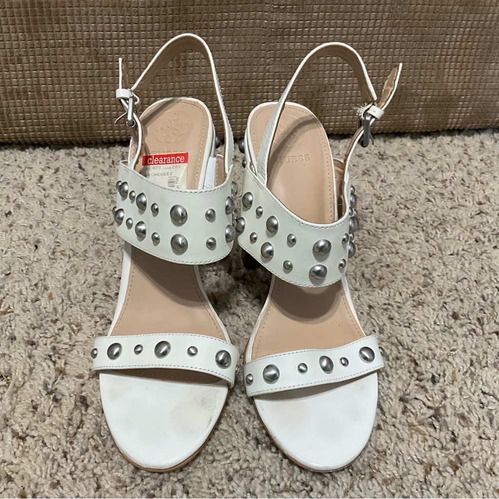 Guess hi heel ,wedges adjustable,women’s size 8.5 white. - Picture 5 of 11